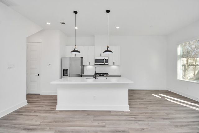 778 W Tidwell Road H, Houston, TX 77091