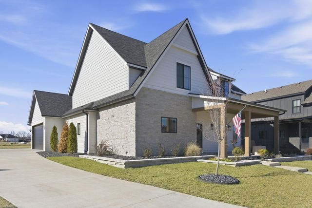 973 E Valley Trail Drive, Republic, MO 65738