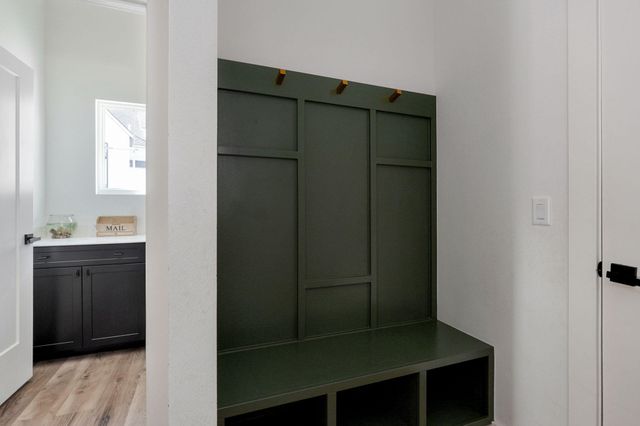 973 E Valley Trail Drive, Republic, MO 65738