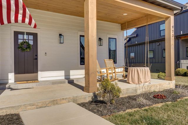 973 E Valley Trail Drive, Republic, MO 65738