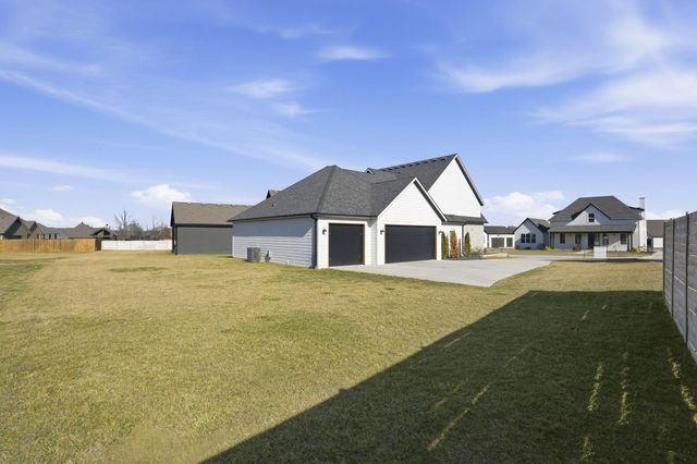 973 E Valley Trail Drive, Republic, MO 65738