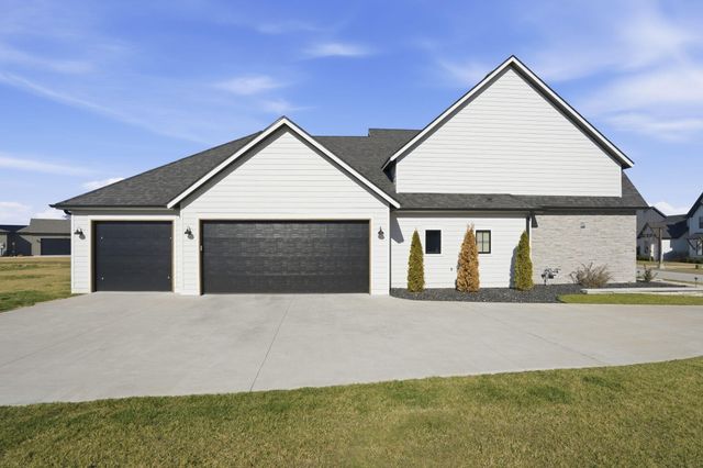 973 E Valley Trail Drive, Republic, MO 65738