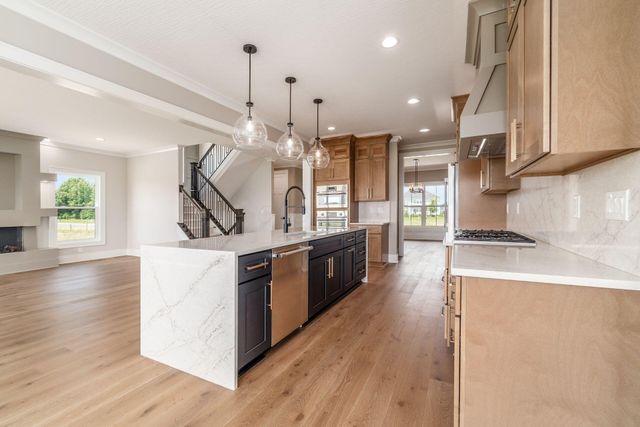 65 Brooke Creek Court, Lewis Center, OH 43035
