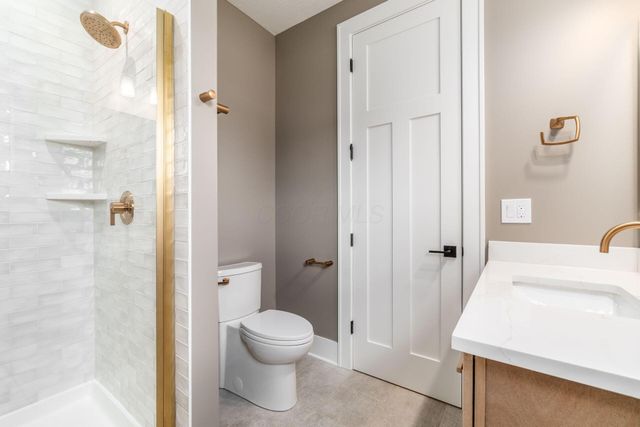 65 Brooke Creek Court, Lewis Center, OH 43035