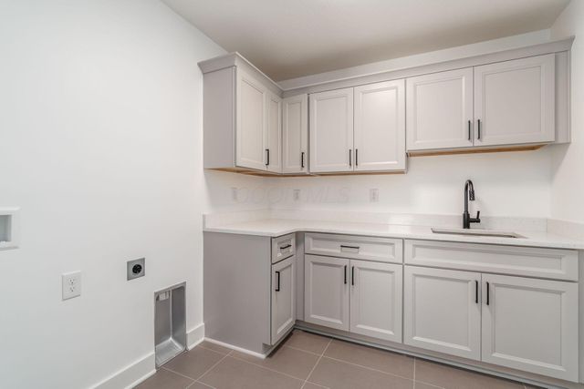 65 Brooke Creek Court, Lewis Center, OH 43035