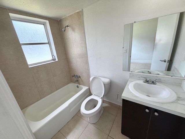 2119 Davie Boulevard 126, Fort Lauderdale, FL 33312