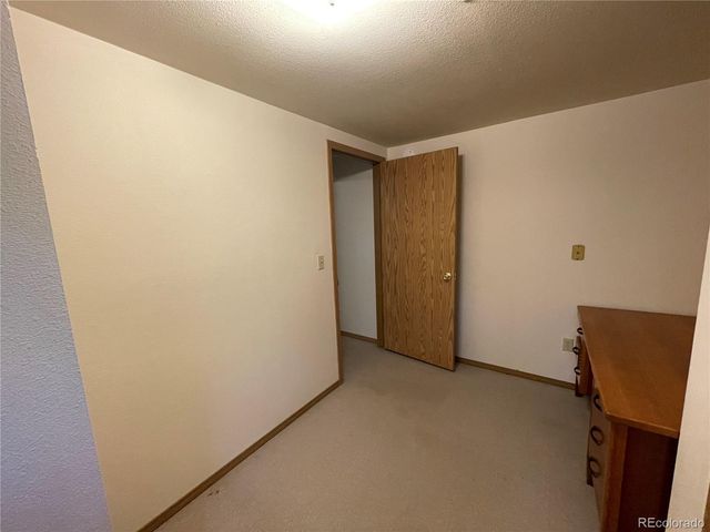 6534 Zinnia Street, Arvada, CO 80004