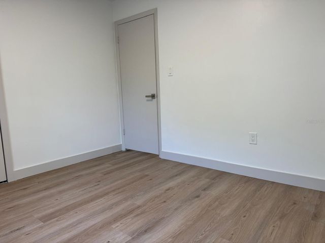 1639 SPRING LAKE ROAD, Fruitland Park, FL 34731