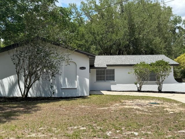 1639 SPRING LAKE ROAD, Fruitland Park, FL 34731