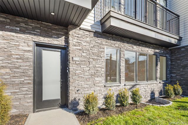 5 Jeffrey Place 102, Monsey, NY 10952