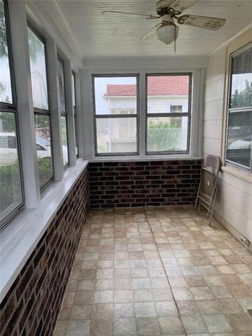 2315 S Maywood Avenue, Independence, MO 64052