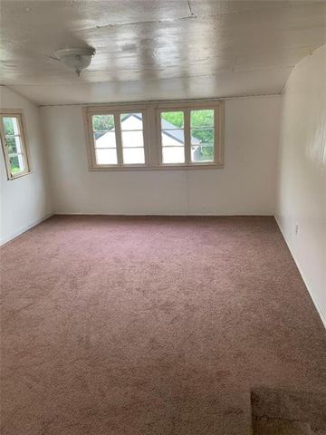 2315 S Maywood Avenue, Independence, MO 64052