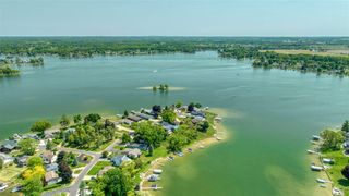 112 Abbott Lane, Brooklyn, MI 49230