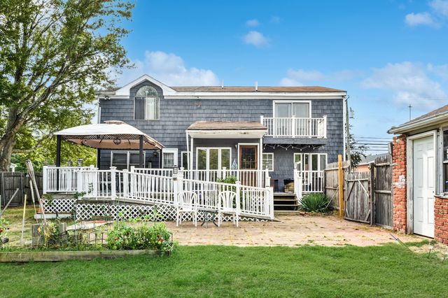 223 Coe Avenue, East Haven, CT 06512