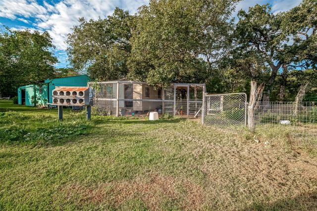 7160 County Road 132, Hallettsville, TX 77964