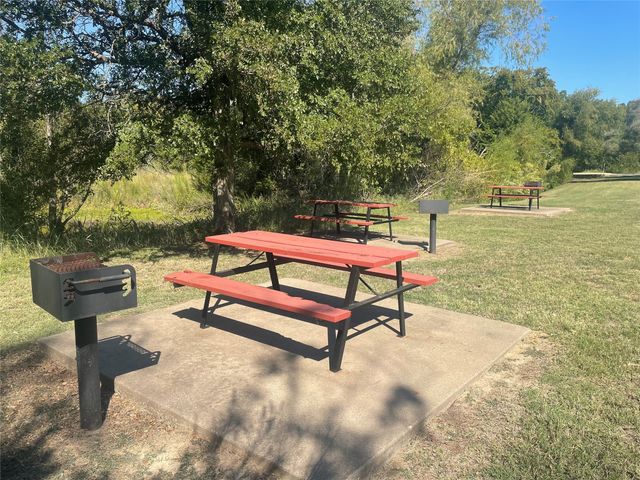 27007 Stonewood Drive, Whitney, TX 76692