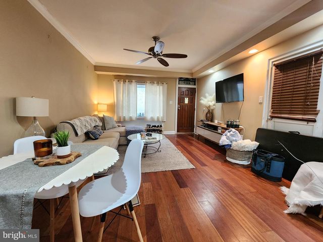 4329 CRESSON ST, Philadelphia, PA 19127