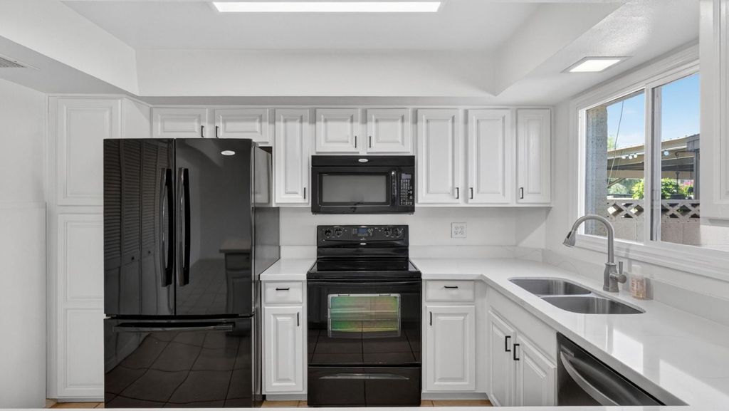 8548 E McDonald Drive, Scottsdale, AZ 85250