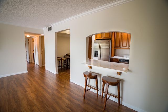 707 Sunny Pine Way C2, Greenacres, FL 33415