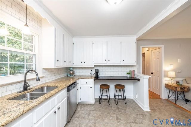 1816 Pocoshock Blvd, North Chesterfield, VA 23235