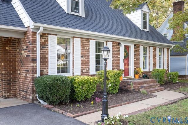 1816 Pocoshock Blvd, North Chesterfield, VA 23235