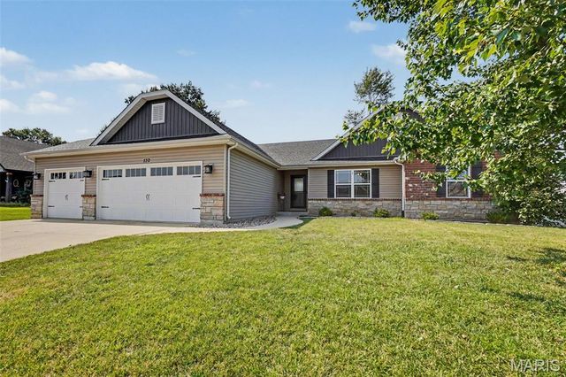 132 Albany Manor Drive, Wentzville, MO 63385