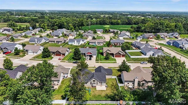 132 Albany Manor Drive, Wentzville, MO 63385
