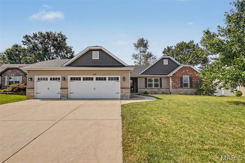 132 Albany Manor Drive, Wentzville, MO 63385