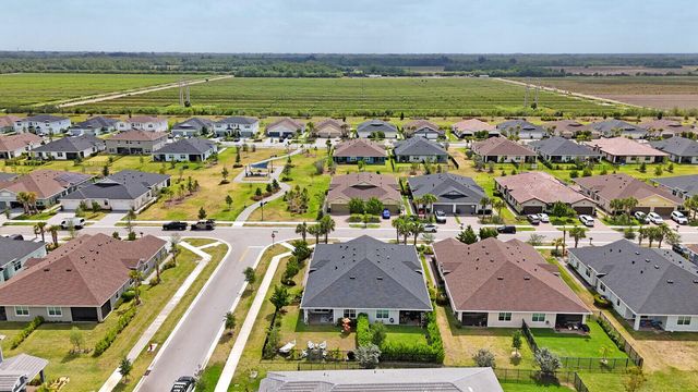 1333 Haywagon Trail, The Acreage, FL 33470