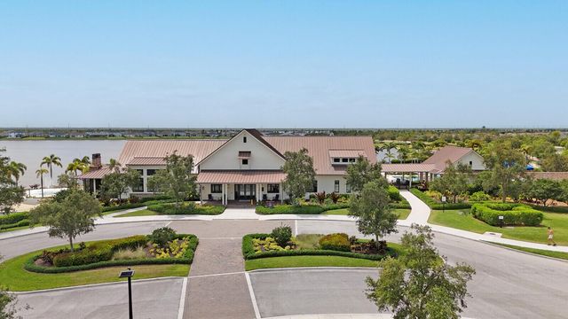 1333 Haywagon Trail, The Acreage, FL 33470