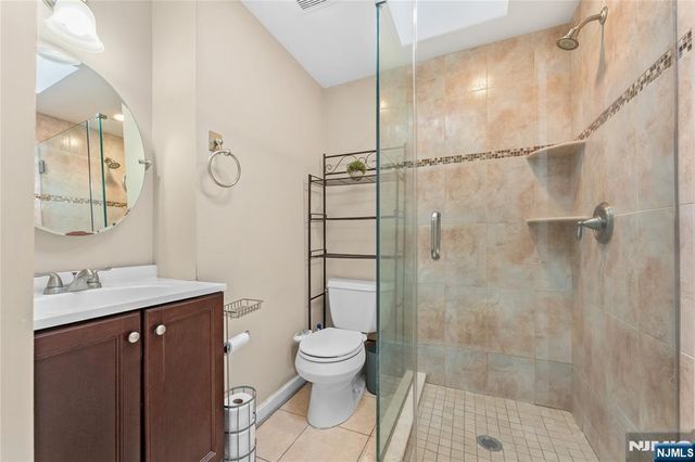 186 10th Avenue, Hawthorne, NJ 07506