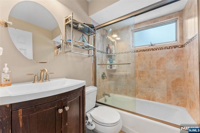 186 10th Avenue, Hawthorne, NJ 07506