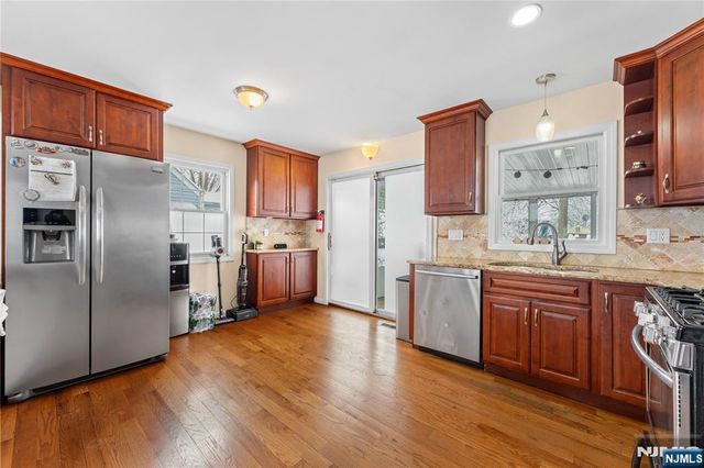 186 10th Avenue, Hawthorne, NJ 07506