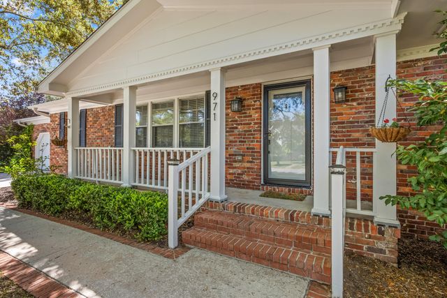 971 Carmel Drive, Charleston, SC 29412