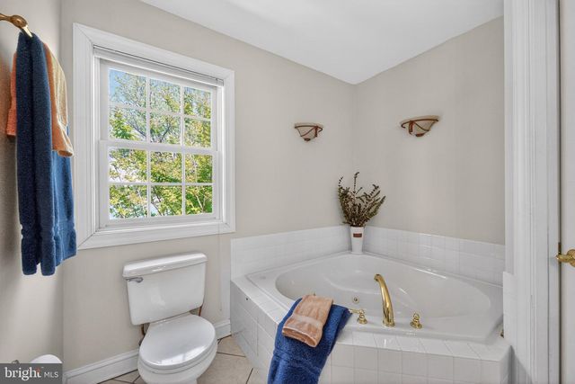 604 BROADCREEK DR, Stevensville, MD 21666