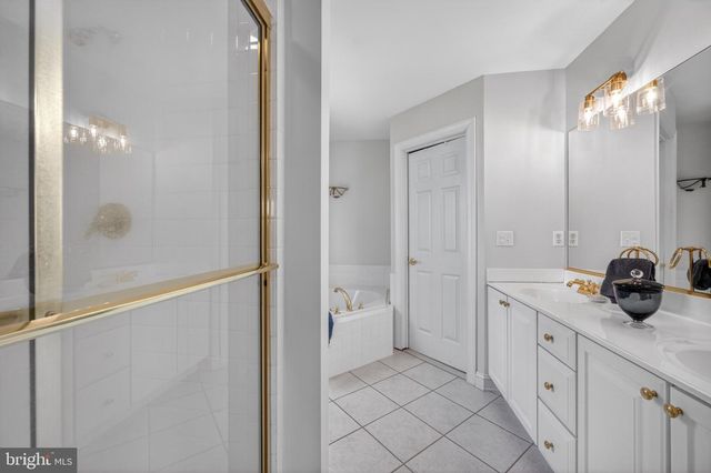 604 BROADCREEK DR, Stevensville, MD 21666