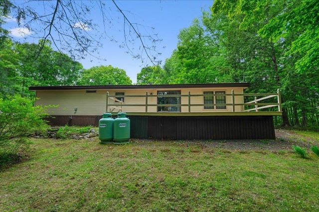 13 Spoke Street, Danville, NH 03819