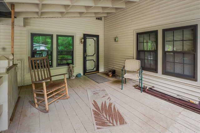 13 Spoke Street, Danville, NH 03819
