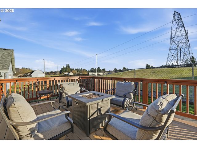 7611 Ne 67TH St, Vancouver, WA 98662