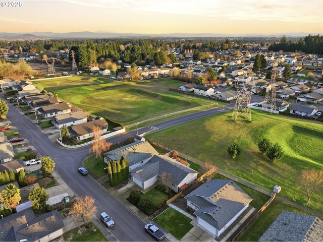 7611 Ne 67TH St, Vancouver, WA 98662