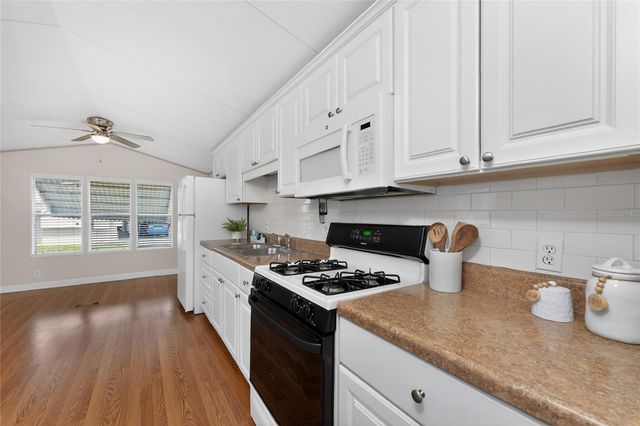 1475 FLAMINGO DRIVE 122, Englewood, FL 34224