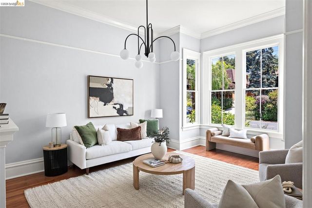 1418 Spruce St, Berkeley, CA 94709