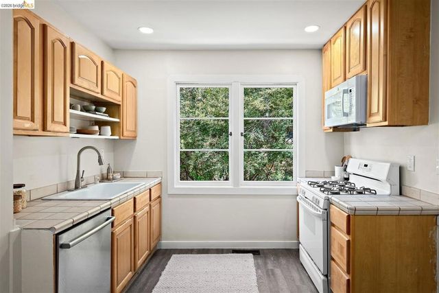 1418 Spruce St, Berkeley, CA 94709