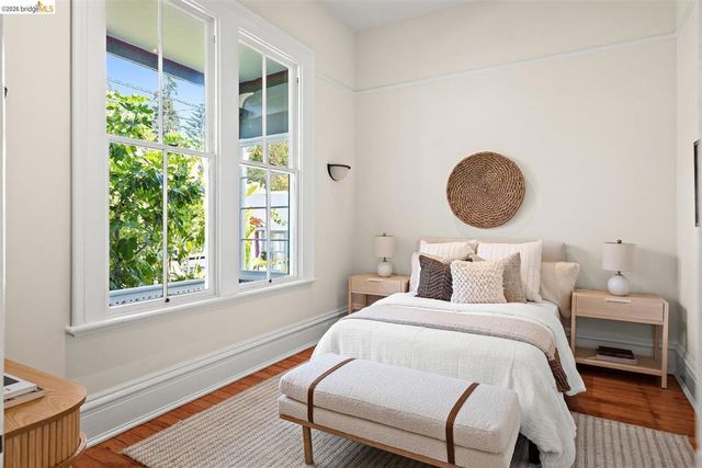 1418 Spruce St, Berkeley, CA 94709
