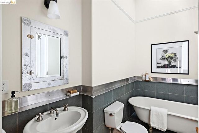 1418 Spruce St, Berkeley, CA 94709