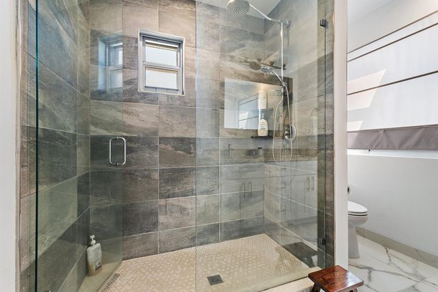 423 Avenida Alegre, West Palm Beach, FL 33405