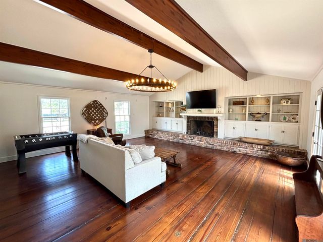 1406 False River Dr, New Roads, LA 70760