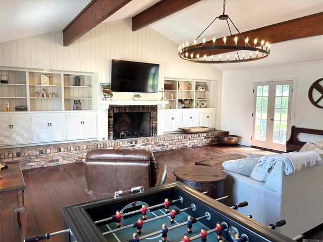 1406 False River Dr, New Roads, LA 70760