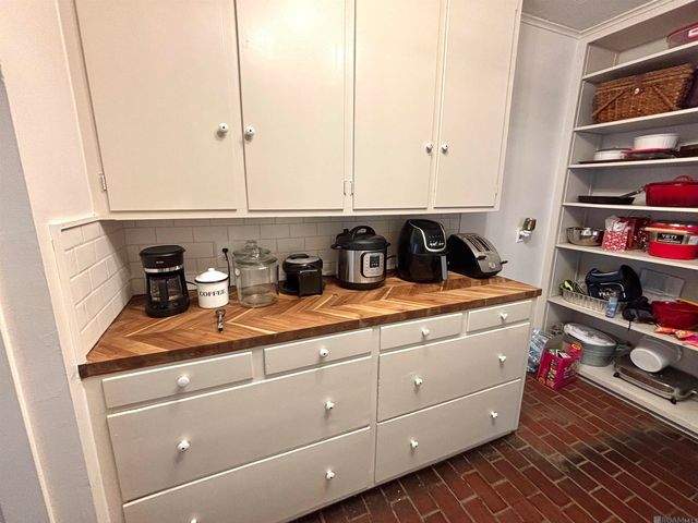 1406 False River Dr, New Roads, LA 70760