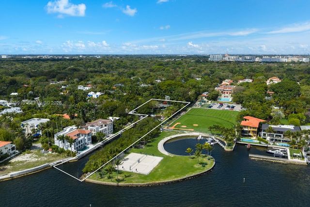 3373 Poinciana Avenue, Miami, FL 33133